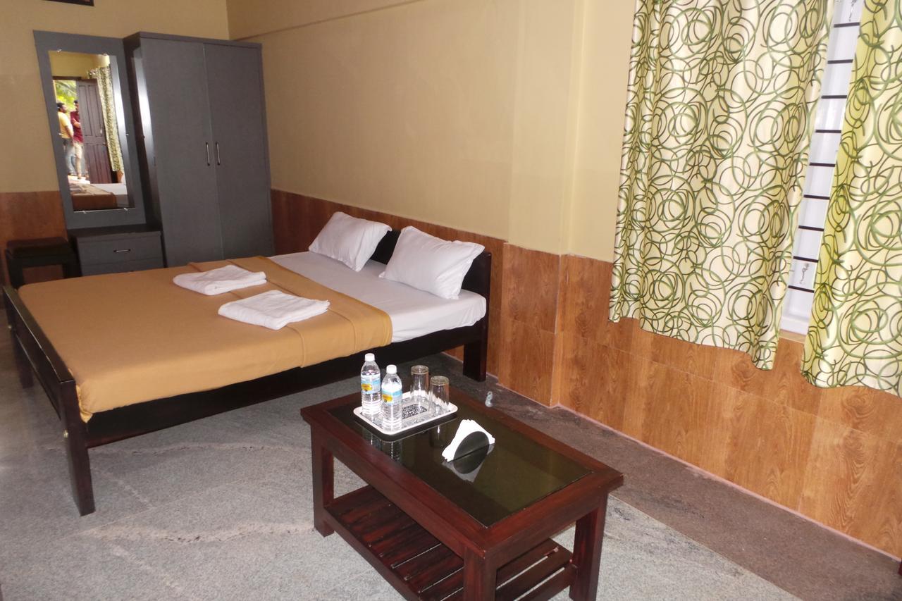 Iroomz Sri Vinayaka Comfort ビラージペット エクステリア 写真