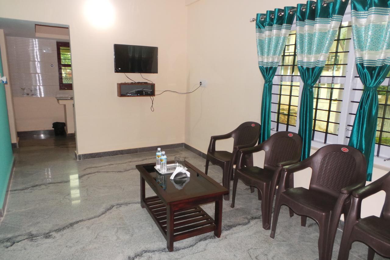 Iroomz Sri Vinayaka Comfort ビラージペット エクステリア 写真