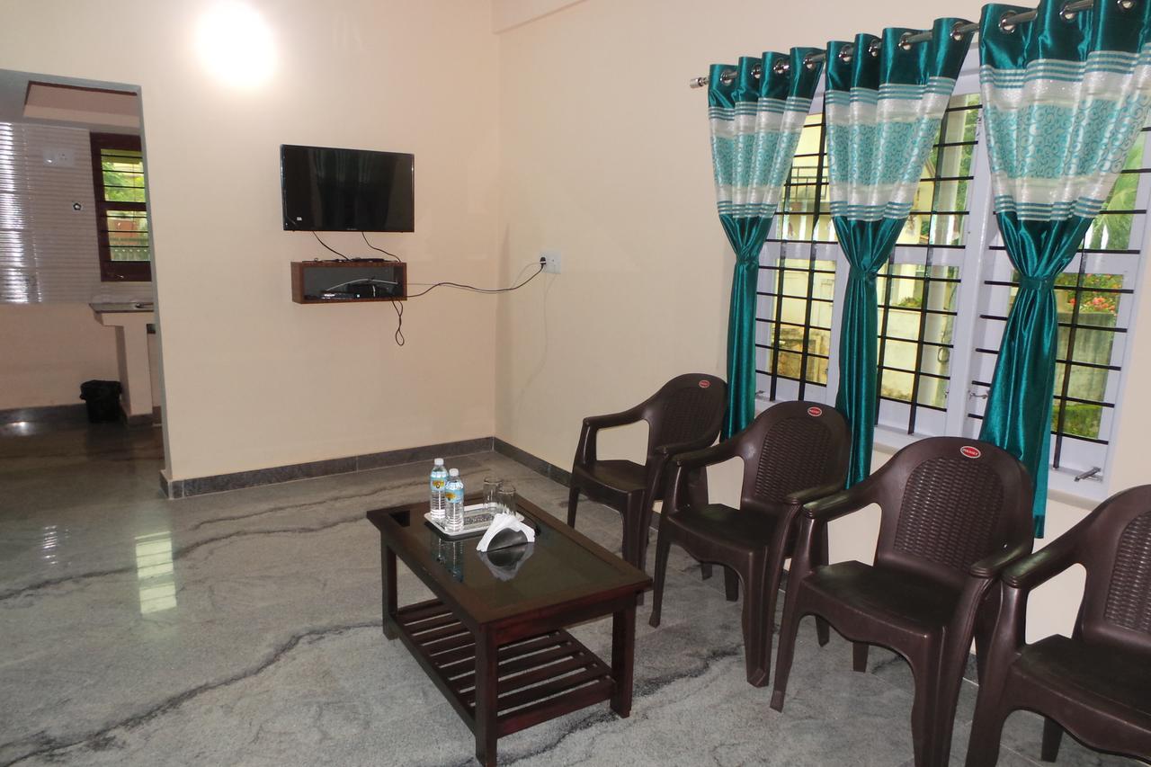 Iroomz Sri Vinayaka Comfort ビラージペット エクステリア 写真