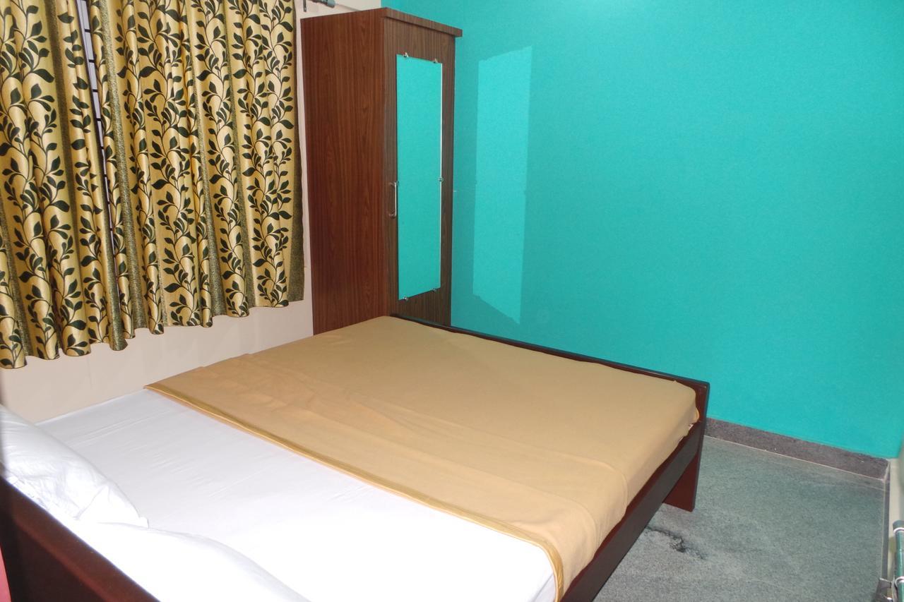 Iroomz Sri Vinayaka Comfort ビラージペット エクステリア 写真
